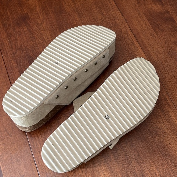 Free People “INTENTIONALLY BLANK” Rule breaker platform sandals - Picture 5 of 6